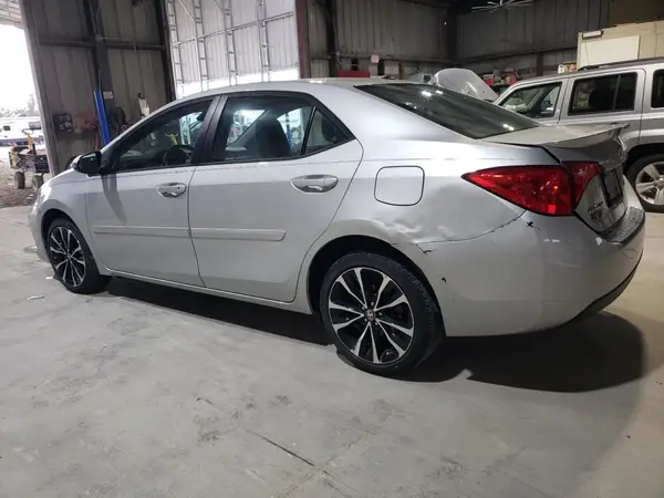 5YFBURHEXKP920857 2019 TOYOTA COROLLA - Image 2