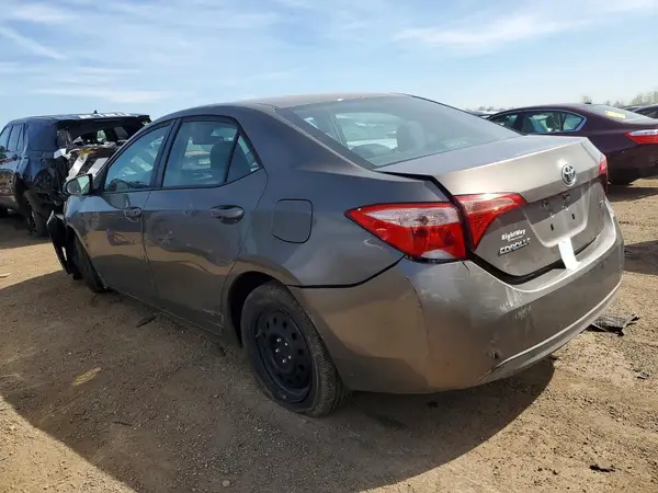 5YFBURHEXKP921703 2019 TOYOTA COROLLA - Image 2