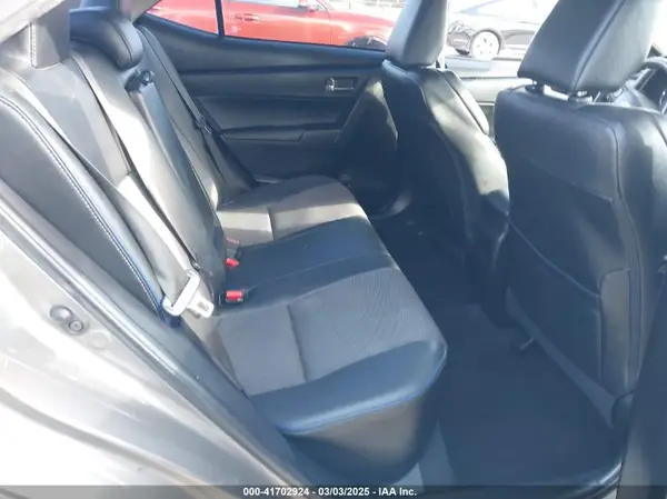 5YFBURHEXKP922883 2019 TOYOTA COROLLA - Image 8