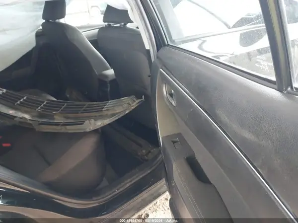 5YFBURHEXKP925928 2019 TOYOTA COROLLA - Image 8