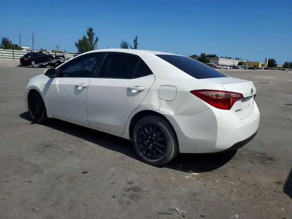 5YFBURHEXKP927193 2019 TOYOTA COROLLA - Image 2