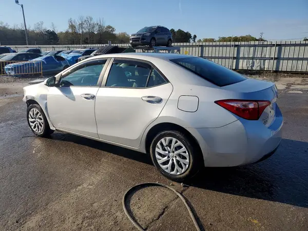 5YFBURHEXKP927453 2019 TOYOTA COROLLA - Image 2