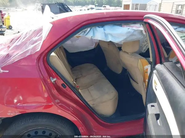 5YFBURHEXKP933799 2019 TOYOTA COROLLA - Image 8