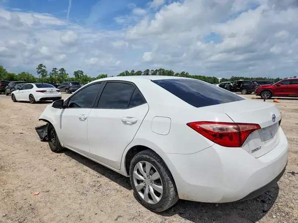 5YFBURHEXKP935455 2019 TOYOTA COROLLA - Image 2