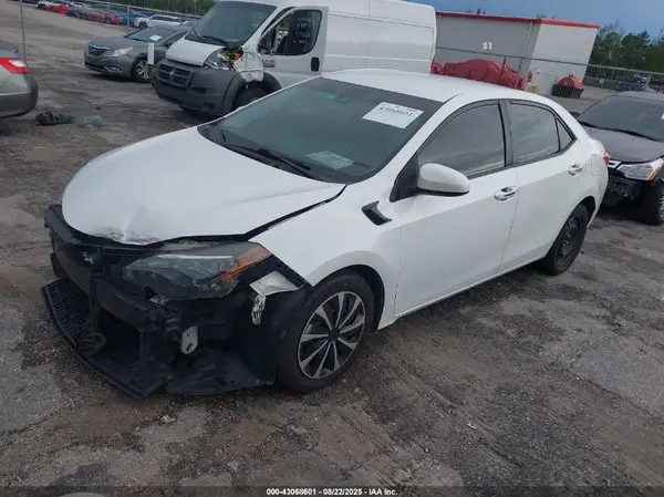 5YFBURHEXKP936637 2019 TOYOTA COROLLA - Image 2