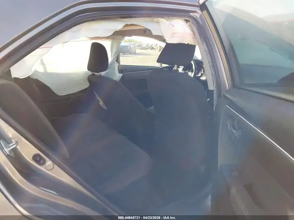 5YFBURHEXKP939084 2019 TOYOTA COROLLA - Image 8
