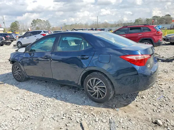 5YFBURHEXKP941076 2019 TOYOTA COROLLA - Image 2