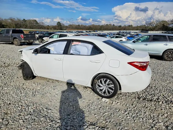5YFBURHEXKP943684 2019 TOYOTA COROLLA - Image 2