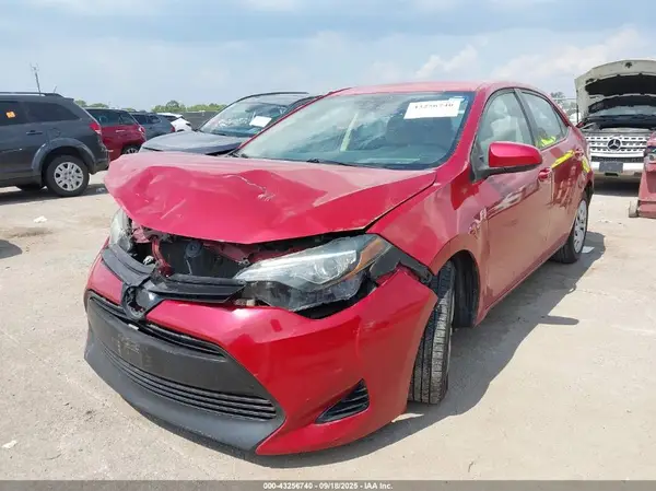 5YFBURHEXKP945922 2019 TOYOTA COROLLA - Image 2