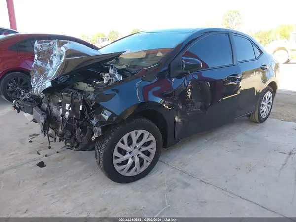 5YFBURHEXKP946486 2019 TOYOTA COROLLA - Image 2