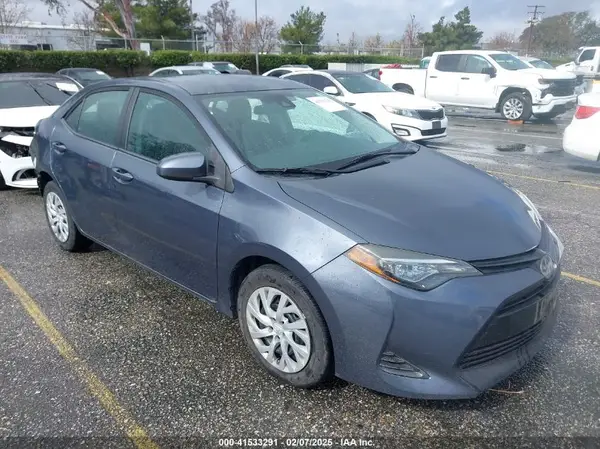 5YFBURHEXKP946990 2019 TOYOTA COROLLA - Image 1