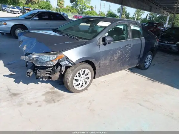 5YFBURHEXKPH87584 2019 TOYOTA COROLLA - Image 2