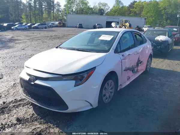 5YFDPMAE2NP377750 2022 TOYOTA COROLLA - Image 2