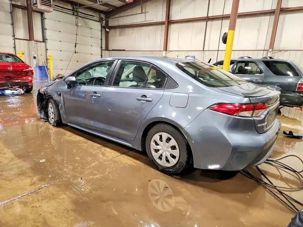 5YFDPMAE3MP174168 2021 TOYOTA COROLLA - Image 2