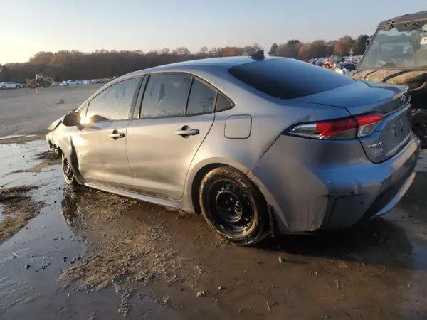 5YFDPMAE4NP290741 2022 TOYOTA COROLLA - Image 2