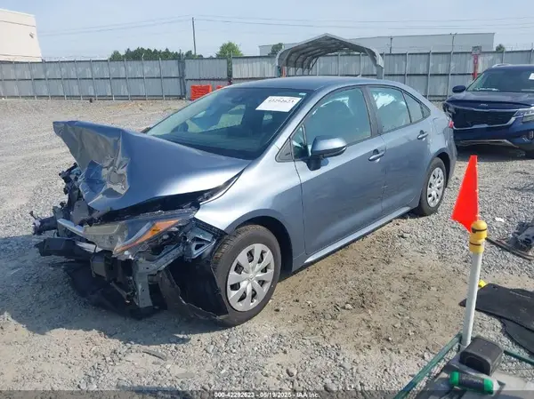5YFDPMAE6MP175282 2021 TOYOTA COROLLA - Image 2