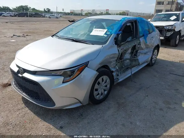5YFDPMAE6NP275271 2022 TOYOTA COROLLA - Image 2