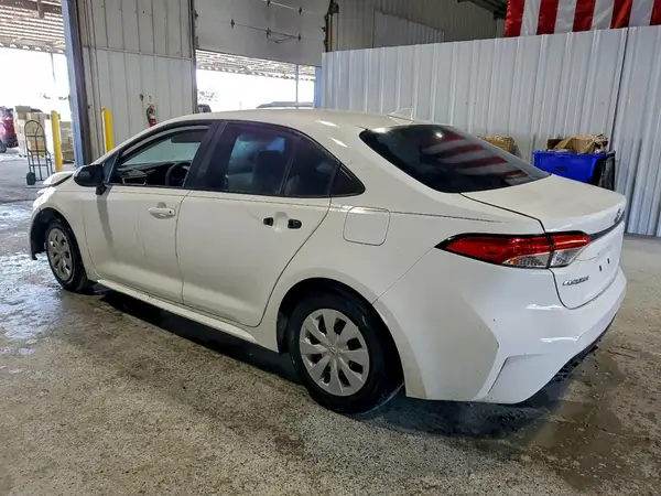 5YFDPMAE7MP186887 2021 TOYOTA COROLLA - Image 2