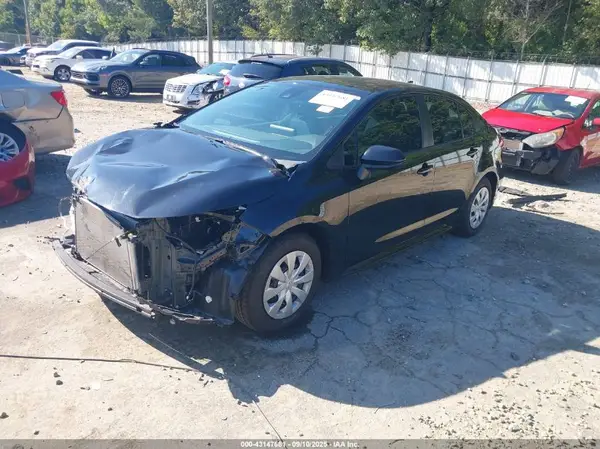 5YFDPMAE7NP361205 2022 TOYOTA COROLLA - Image 2