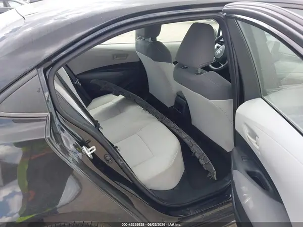 5YFDPMAE7NP386640 2022 TOYOTA COROLLA - Image 8