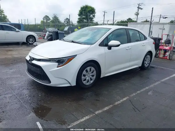 5YFDPMAEXMP164768 2021 TOYOTA COROLLA - Image 2