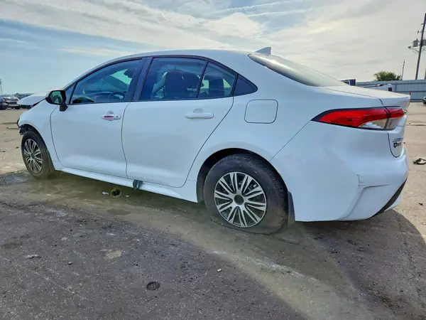 5YFDPRAE0LP022411 2020 TOYOTA COROLLA - Image 2