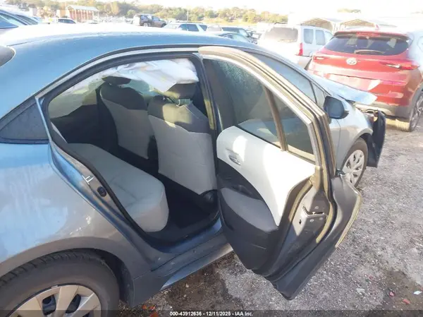 5YFDPRAE2LP054518 2020 TOYOTA COROLLA - Image 8