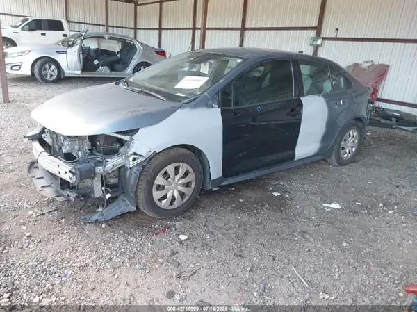 5YFDPRAE6LP045076 2020 TOYOTA COROLLA - Image 2