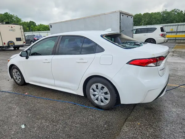 5YFDPRAE7LP056281 2020 TOYOTA COROLLA - Image 2