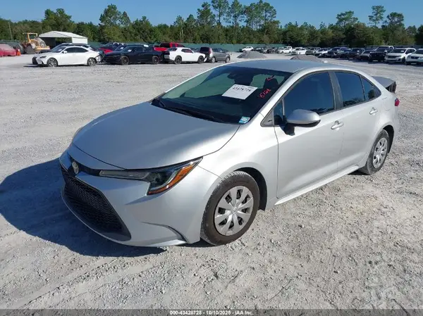 5YFDPRAE7LP111635 2020 TOYOTA COROLLA - Image 2