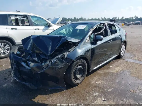 5YFDPRAE7LP142139 2020 TOYOTA COROLLA - Image 2