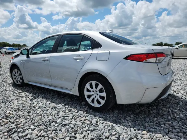 5YFEPMAE0MP155677 2021 TOYOTA COROLLA - Image 2