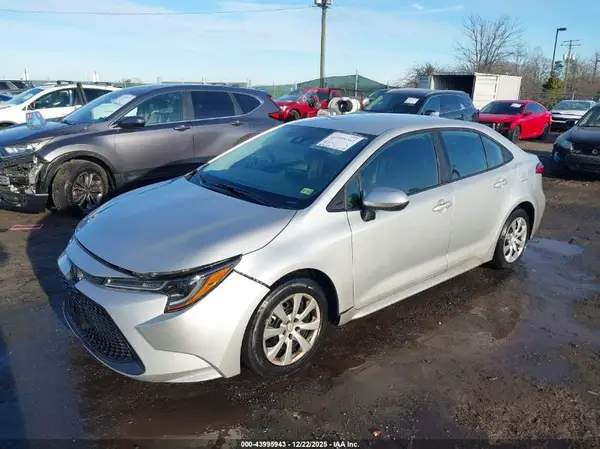 5YFEPMAE0MP159227 2021 TOYOTA COROLLA - Image 2