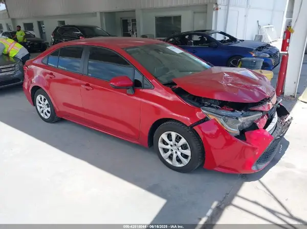 5YFEPMAE0MP167845 2021 TOYOTA COROLLA - Image 1
