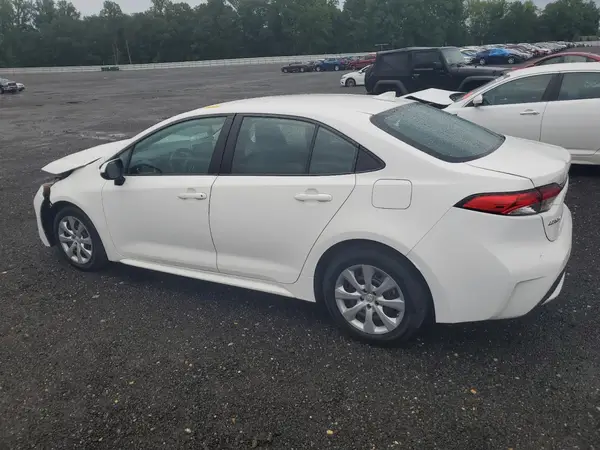 5YFEPMAE0MP180188 2021 TOYOTA COROLLA - Image 2