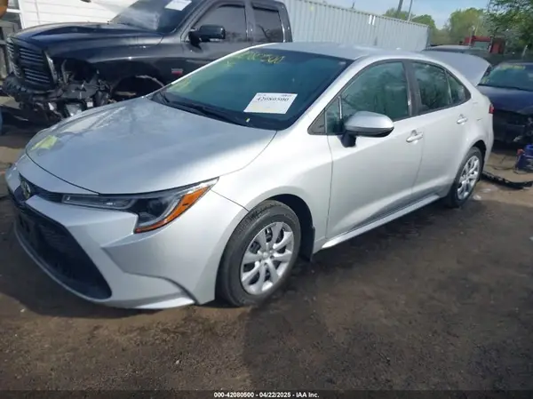 5YFEPMAE0MP202514 2021 TOYOTA COROLLA - Image 2