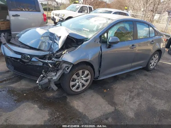 5YFEPMAE0MP211052 2021 TOYOTA COROLLA - Image 2