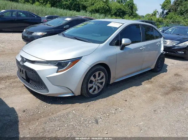 5YFEPMAE0MP215361 2021 TOYOTA COROLLA - Image 2