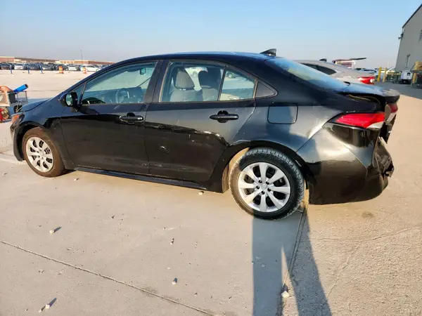 5YFEPMAE0MP216445 2021 TOYOTA COROLLA - Image 2