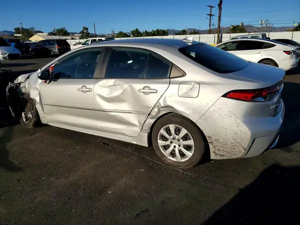 5YFEPMAE0MP217532 2021 TOYOTA COROLLA - Image 2