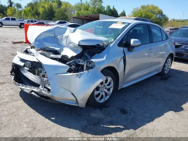 5YFEPMAE0MP217899 2021 TOYOTA COROLLA - Image 2
