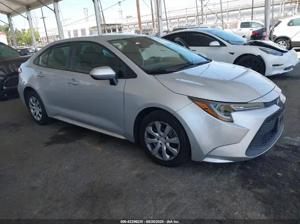 5YFEPMAE0MP218499 2021 TOYOTA COROLLA - Image 1