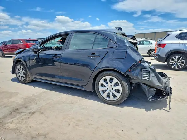 5YFEPMAE0MP220463 2021 TOYOTA COROLLA - Image 2