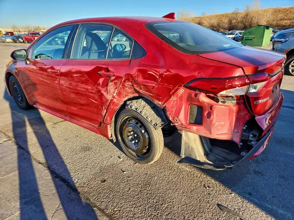 5YFEPMAE0MP232466 2021 TOYOTA COROLLA - Image 2