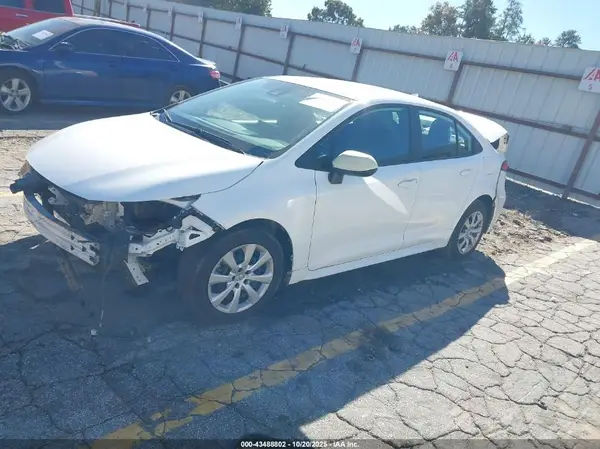 5YFEPMAE0MP232788 2021 TOYOTA COROLLA - Image 2