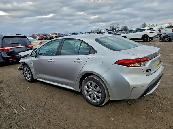 5YFEPMAE0MP233598 2021 TOYOTA COROLLA - Image 2