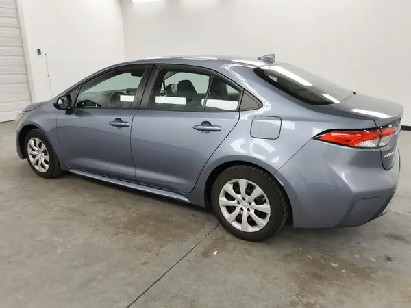 5YFEPMAE0MP243340 2021 TOYOTA COROLLA - Image 2