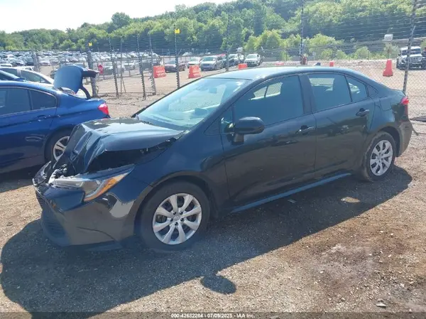5YFEPMAE0MP245301 2021 TOYOTA COROLLA - Image 2