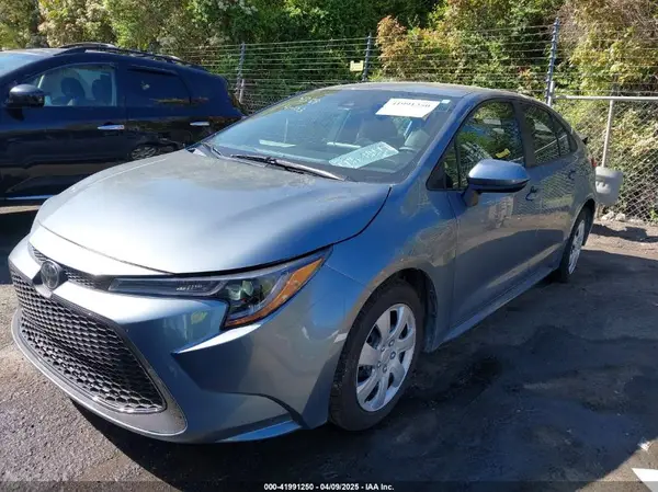 5YFEPMAE0MP245489 2021 TOYOTA COROLLA - Image 2