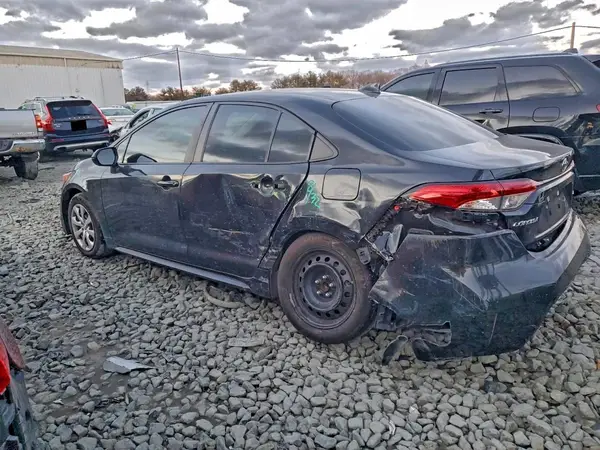 5YFEPMAE0MP246013 2021 TOYOTA COROLLA - Image 2